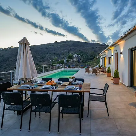 Villa Paseros *